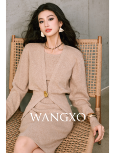 WANGXO | Áo Cardigan Lông Cừu Mềm Kim Loại & Đầm Không Tay