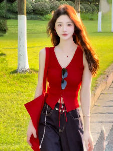 Vibrant Red Open-Slit Fitted Thai-Style Halter Top for Women