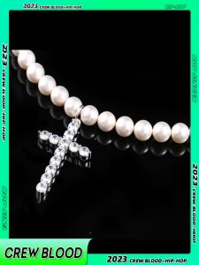 Simple Cross Pearl Necklace with Zircon Diamond Couples Jewelry Pendant Alloy Chain for Men And Women Fresh out Fashion