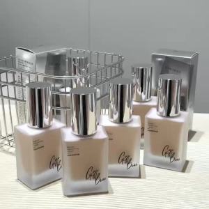 Kem Che Khuyết Điểm Dạng Lỏng Gege Bear Light Foundation Dưỡng Ẩm Lâu Dài Tự Nhiên Chống Nước Chống Mồ Hôi Dành Cho Trang Điểm Mặt