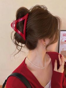 Elegant Hollow out Shark Hair Clip Womens Large Triangle Hair Gripper Romantic Original Design Fresh out New Fashion Accessory