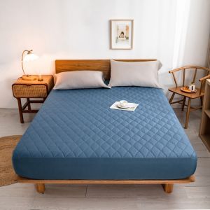 Waterproof Thick Dustproof Slip Resistant Bed Cover