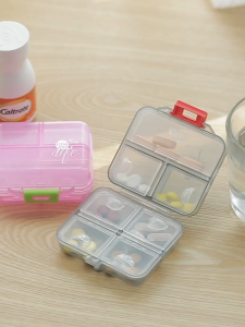 7Grid Moisture Proof Medicine Storage Organizer Case Box Portable Pill First Aid Kit Container Portable travel medicine box7 compartments per week portable distribution medicineCompact Waterproof Multi-Compartment Medicine Organizer Box with Secure Lock
