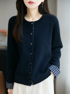 เสื้อคาร์ดิแกนถักคอตั้งสีใหม่สไตล์ฝรั่งเศสย้อนยุคสำหรับผู้หญิง ผ้าขนสัตว์ คอตั้ง แขนยาว ปกติ นุ่ม ฤดูใบไม้ร่วง 2025