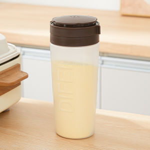 Rotating Powder Dispenserhome Creative Baking Powder Dispenserlarge Capacity Barbecue Powderstarch with Lid Seasoning Bottle
