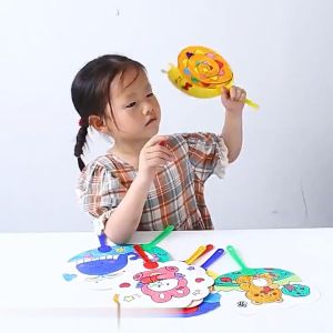 MallMainan-M374 Mainan Edukasi Kipas Mewarnai Anak Motif Astronot Dino Lucu / Kipas Tangan DIY