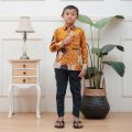 Baju Batik Couple Pasangang Suami Istri Kapelan Keluarga Pasangan Kondangan Baju batik Pasangan Terbaru 2024 Batik gamis Wanita Baju Batik Wanita. 