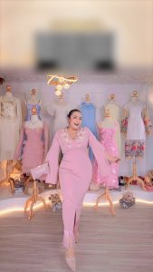 เดรสแฟชั่นสาวหวาน สีชมพูพาสเทล ผ้าโพลีเอสเตอร์