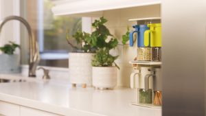 Zuutii Moisture-Proof Spice Container