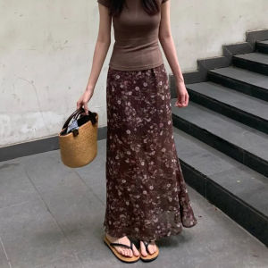 กระโปรงทรงเอผ้าชีฟองลายดอกไม้สีคาเฟ่สำหรับผู้หญิงในช่วงฤดูร้อน กระโปรงทรงหางปลาบาง กระโปรงทรงเอยาว เอวสูง ไซส์ใหญ่ สไตล์เกาหลี