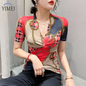 YIMEI เสื้อยืดคอวีแฟชั่นแขนสั้นพิมพ์ลายสำหรับผู้หญิง 2023 ทรงพอดีตัวเสื้อยืดผ้าตาข่ายใหม่ฤดูร้อน