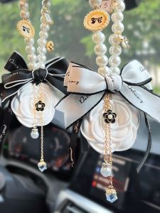 Tea Flower Car Hanging Ornament Scented Stone Rearview Mirror Pendant Luxury Car Accessories Aromatic round Shape Automobile Decorations