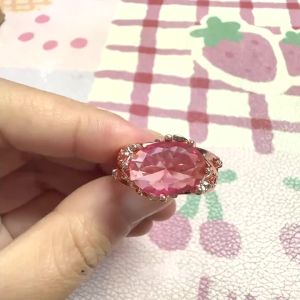 Huitan Leaf Ring for Women Inlaid Sparkling Red Cubic Zirconia Fashion Aesthetic Wedding Engagement Accessories Elegant Jewelry