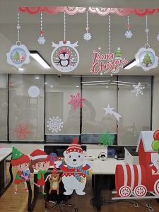 Stiker Wallpaper Kaca Merry Christmas Natal Bahan PET Kiss Cut Buy 1 Get 1