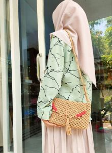 Tas Slempang Rajut Tali Kur Tutup Kuncir Motif Polos Model Terbaru 2023 Rajutan Khas Jogja Macrame Bag Handmade Wanita
