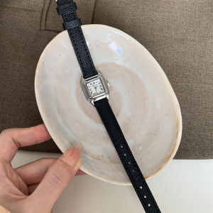 Gogo Mini Leopard Print Classic Roman Square Womens Watch Elegant Simple Fashion High-End Design Metal Band Quartz Movement