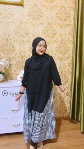 Midi Dress Kotak/Two Tone Air Flow Midi Dress/Zazkia Midi/Midi Dress Crinkle Airflow Premium/Dress Wanita Kotak-Kotak