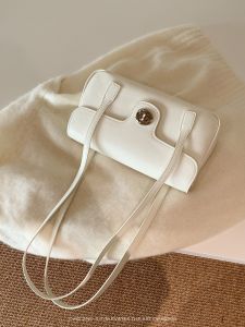 CHIO‘2ND | Luxurious Commuter French Fagotte Shoulder Bag