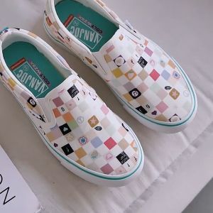 【Ready Stock in Malaysia】Women Vansban Classic Slip on Slip on Shoes Couple Sneaker Kasut Perempuan Wanita Lelaki Women Men SHOES Sizes 35-44
