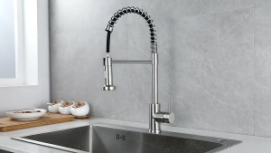 Premium Gold Spring Kitchen Faucet 360° Swivel Pull Out Sprayer Leak Proof Home Kitchen Sink Tap