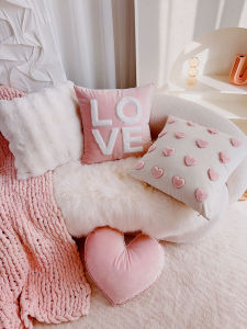 Nuomi | Romantic Pink Velvet Cushion Girls Heart Pillow