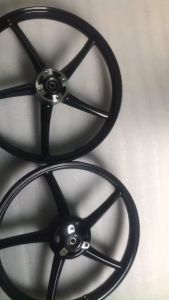 MÂM VÀNH ĐÚC 5 CÂY RAIDER SATRIA KIỂU NHƯ RCB TRƯỚC 4 LỖ ĐĨA RÁP LÊN THEO XE KHÔNG CHẾ CẦN THAY ĐĨA VÀ LÒNG ĐĨA TRƯỚC