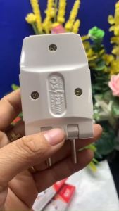 Ổ cắm chia 3 chia 5 xoay gập 180 độ 2200W