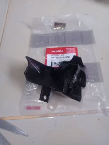 cover dudukan kunci jok cover key set motor revo 110 f1 original honda 80160K03N30