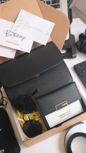 Hampers Ulang Tahun Cewek Tas dan Dompet