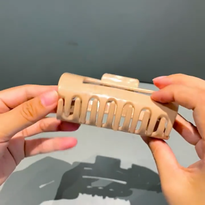 Jepit Silikon Elastis Jedai Rambut Wanita Anti Pecah Flexible Hair Claw Jumbo Plastik Empuk