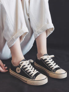Fashionable Canvas Sneakers Womens Summer 2025 New Korean Style Street Snap Sports Shoes Breathable Trendy Low Top Board Shoes
