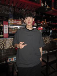 Summer Loose Fit Short Sleeve T-Shirt Youth Fashion round Neck Striped Five-Quarter Shoulder Insertion Top for Men And Women