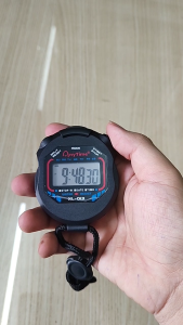 Đồng hồ bấm giây đếm tiến phòng thí nghiệm