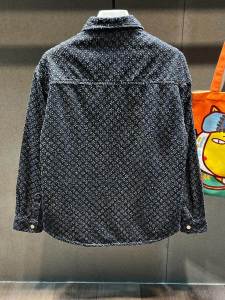 New 2024 Mens Loose Long Sleeve American Style Denim Jacket Youth Trendy Washed Cotton Polyester Blend Autumn Spring Outerwear