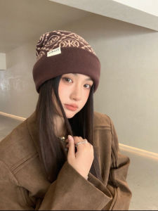 Trendy Knitted Hat Womens Autumn Winter New Style Letter Embroidery Warm Ear Protection Face Slimming No Brim Cap Casual Style
