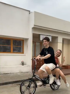 [SINGAPORE OFFICIAL SHOP ] Trendwave folding bicycle 20 inch Sports wheel bike 7 speed sports  foldable portable Magnesium alloy lightweight bike