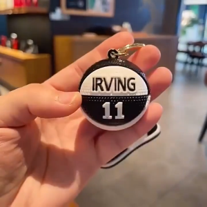 Creative Basketball Sneaker Keychain Exquisite Pendant Couples School Bag Car Keychain Pendant Gift