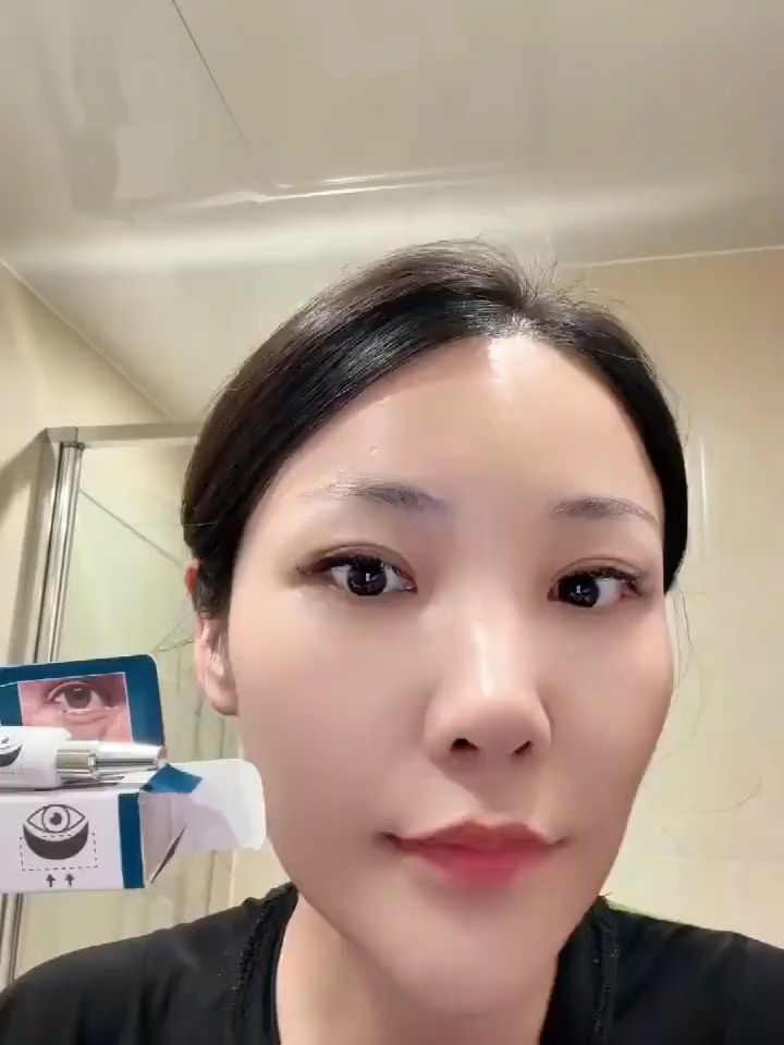 100% Original【SG READY STOCK】 buy 3 free 1 Dr.Melaxin Necklinephalt Neck Cream 20ml Eye cream for removing dark circles and wrinkles