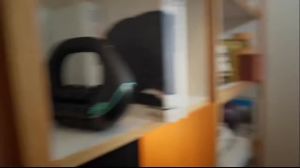 Máy massage cầm tay，Máy mát-xa cơ cầm tay hai trong một có chức năng đập và lăn kết hợp ba tốc độ điều chỉnh.