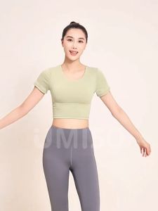 UMISO Womens Yoga Short Sleeve Sports Top with Chest Pad Shockproof Breathable Backless Fitness Top
