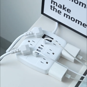 Flat Plug Power StripSurge Protector Socket Outlet with 4 USB-A/2 Type C PortsControl SwitchExtension Cord for Home Living Use