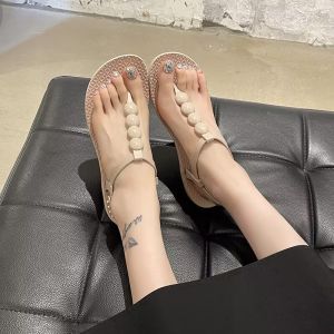 Summer Roman Style Flat Bottom Sandals for Girls Students Casual Wear to Beach Bohemian Fashionable Outdoor Wearable Sandals