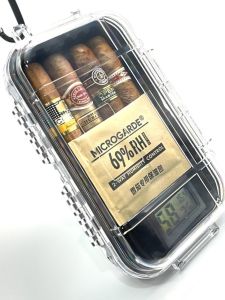 กล่องเก็บซิโก้แบบใสขนาดเล็กพกพาสะดวก 8 ชิ้น กล่องเก็บซิโก้แบบโปร่งใส กล่องเก็บซิโก้แบบอุ่นน้ำ กล่องเก็บซิโก้สำหรับผู้ใหญ่