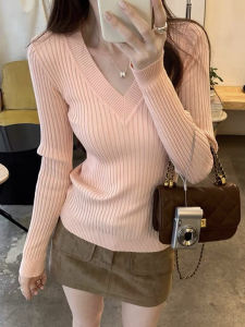 Korean Style V-Neck Knitted Sweater Womens Early Spring Autumn New Slim Fit High-End Feeling Tight Knitted Top Inner Wear