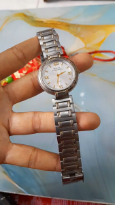 Đồng hồ nữ mặt to PLAZA mặt trãi tia second hand si nhật- đã qua sử dụng
