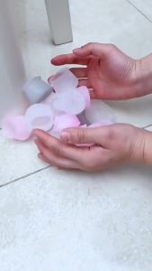 FinDee ปลอกซิลิโคนที่รองขาเก้าอี้ ป้องกันการเคลือนย้ายที่มีสีเสียงดัง และ ขุด ขีดพื้น ราคาต่อ แพ็ค chair foot cover