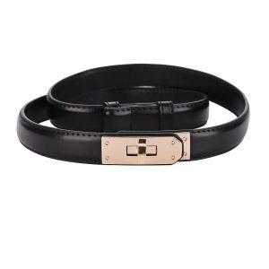 เข็มขัดหนังแท้ปรับได้สําหรับผู้หญิงแฟชั่นรัดตัวสไตล์หมุนโลหะหัวเข็มขัดเข็มขัดบางสําหรับชุดลําลอง