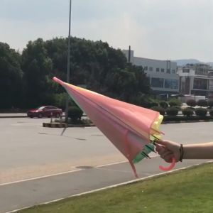 YTL ด้ามยาวร่มโปร่งใสสีแถบตรงร่มโปร่งใสรุ้งด้ามยาวร่มกันแดดกึ่งอัตโนมัติ