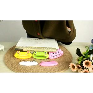 Kẹp kem đánh răng hình thú ngộ nghĩnh -Aeneas Shop