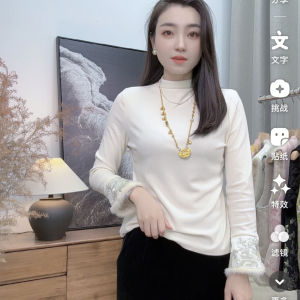 New Chinese Style Embroidered Fleece Lined Base Shirt Winter 2024 Womens Fashionable T-Shirt with Mink Fur Splicing